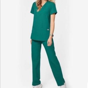 Figs hunter green scrub set